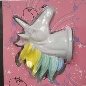 White Unicorn bottle opener Brand new. Super cute❤️❤️
